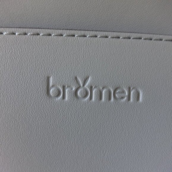 Bromen vegan  leather shoulder bag, blue ,snap closure, bottom feet studs ,NWOT - Picture 2 of 16